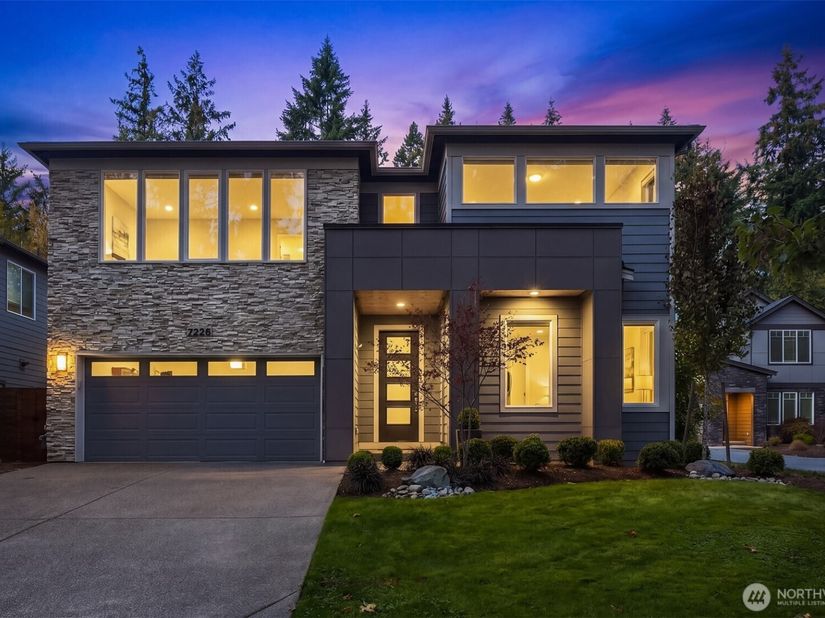7226 NE 129th Street, Kirkland WA 98034