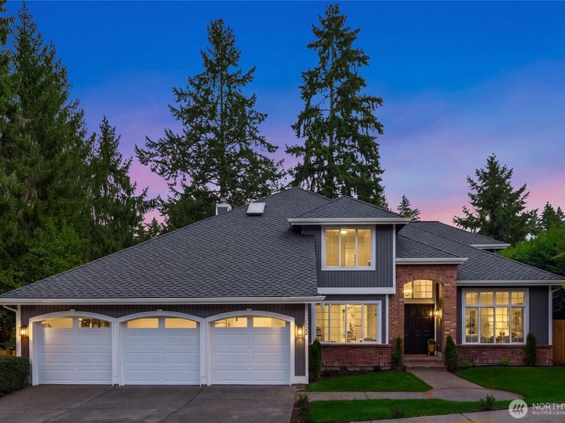 2322 179th Court NE, Redmond WA 98052