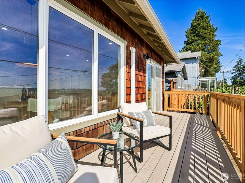4205 34th Avenue S, Seattle WA 98118