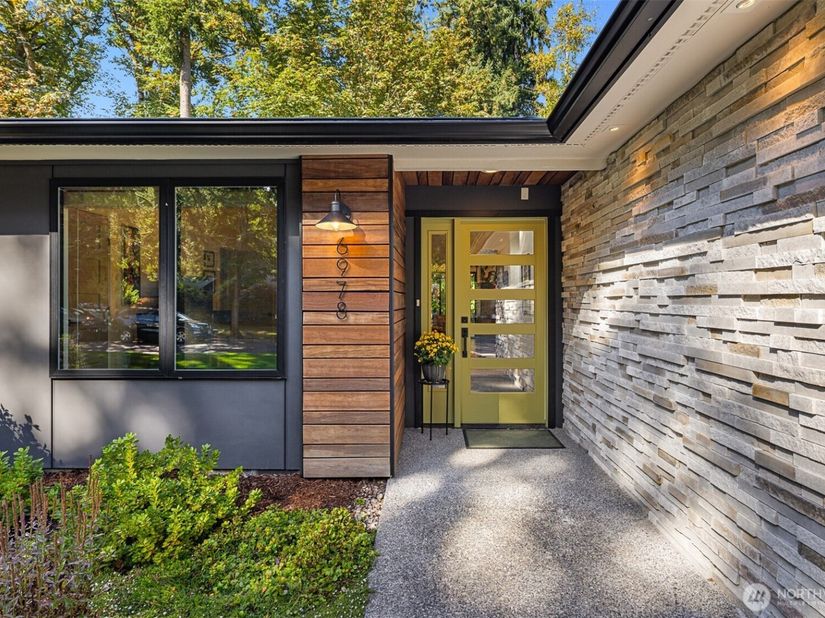6978 NE 139th Street, Kirkland WA 98034