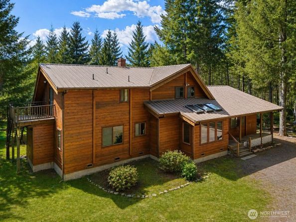 12800 Bear Track Lane, Port Orchard WA 98367