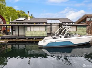 3130 Portage Bay Place E