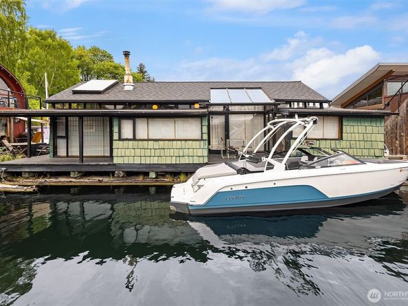 3130 Portage Bay Place E C, Seattle WA 98102