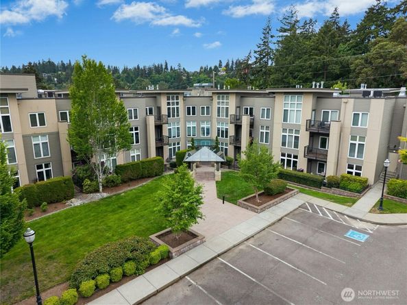 150 102nd Avenue SE 105, Bellevue WA 98004