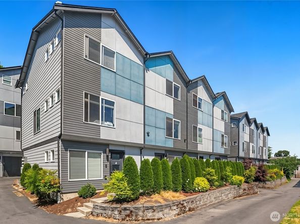 2736 S Andover Street, Seattle WA 98108