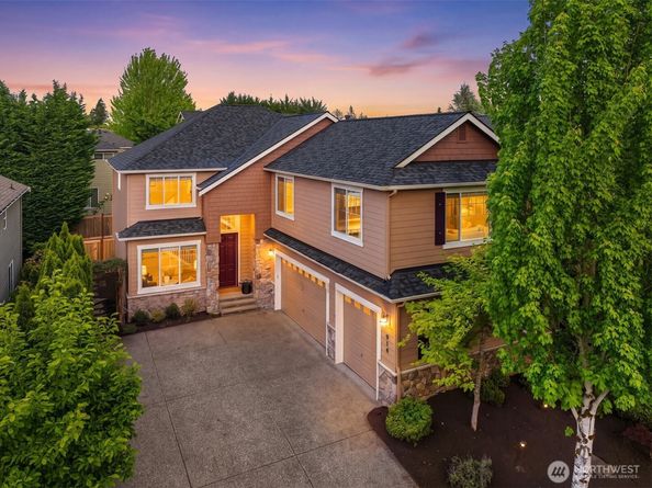 914 272nd Place SE, Sammamish WA 98075