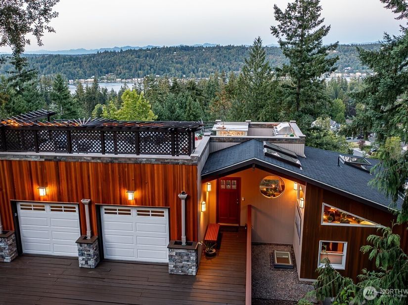 2614 176th Place NE, Redmond WA 98052