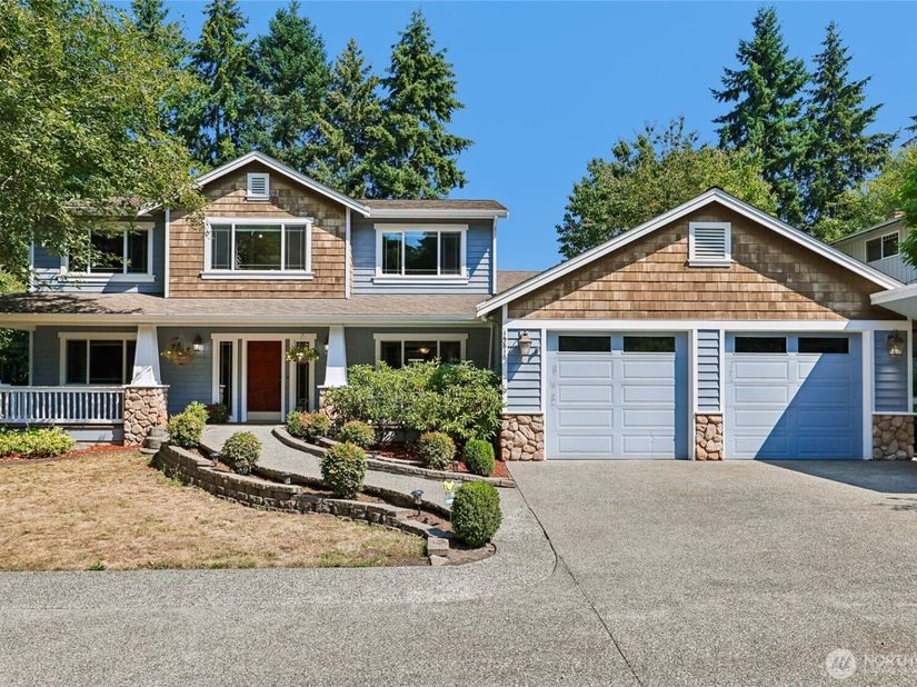 15816 84th Avenue NE, Kenmore WA 98028