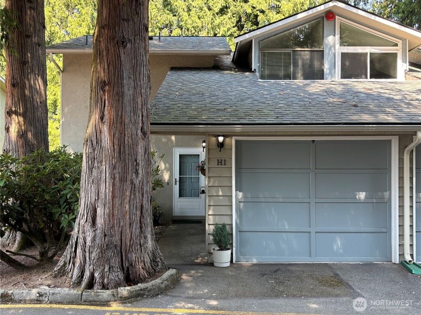 19219 40th Avenue W H1, Lynnwood WA 98036