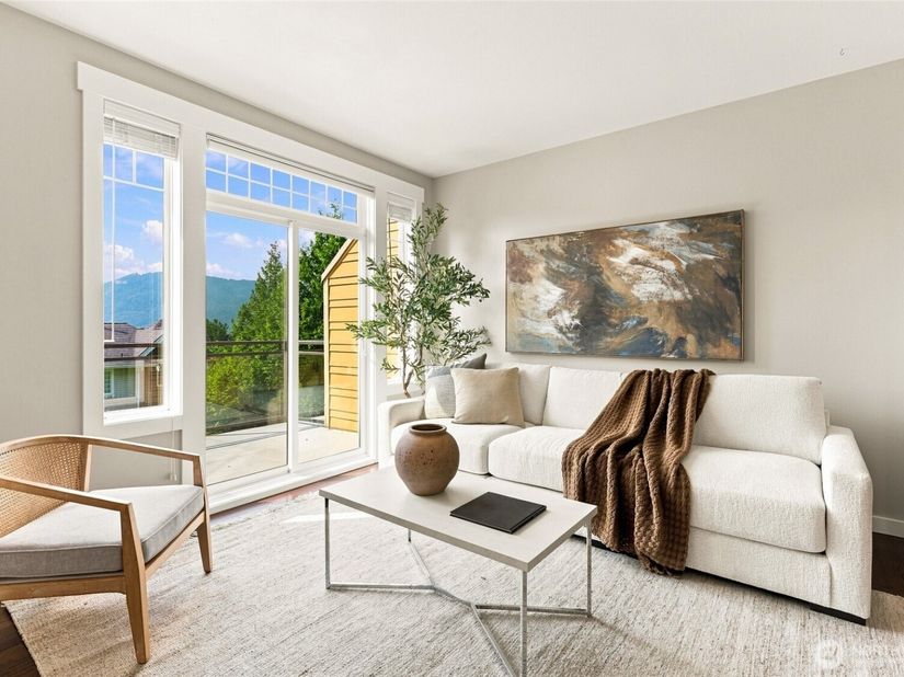 23300 SE Black Nugget Road M2, Issaquah WA 98029