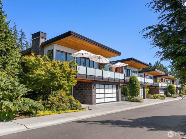 4896 NE Dotson Loop 1B, Bainbridge Island WA 98110