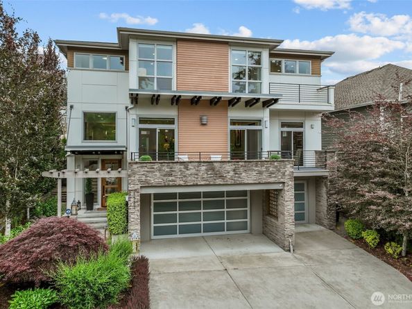 1527 Lyons Avenue NE, Renton WA 98059