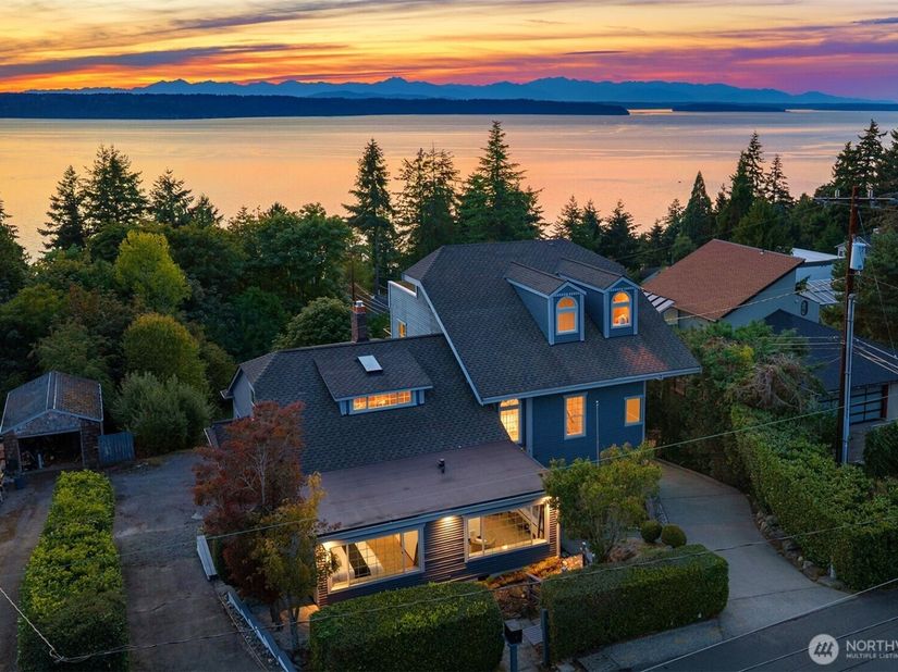 15901 23rd Avenue SW, Burien WA 98166