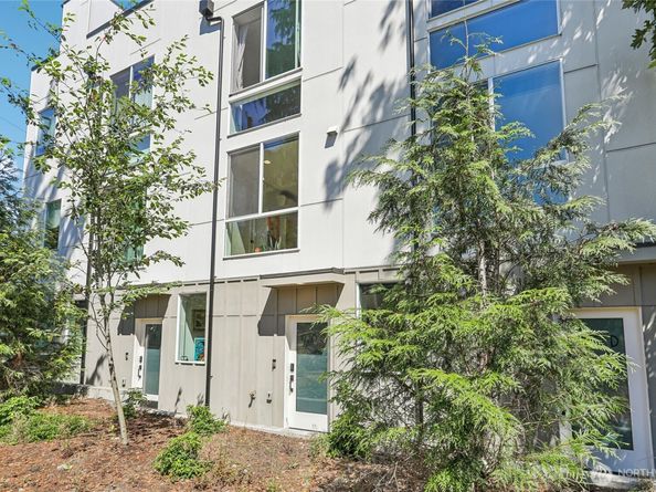 1770 C 14th Avenue S, Seattle WA 98144