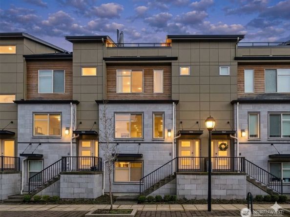 964 7th Avenue NE 2.4, Issaquah WA 98029