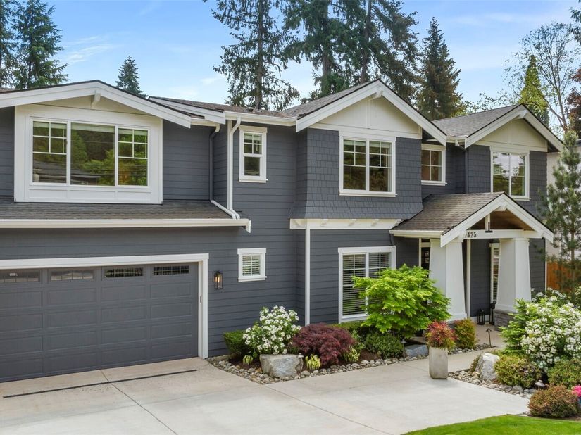 10425 NE 112th Street, Kirkland WA 98033