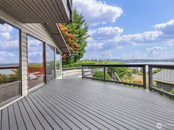 3556 NE 147th Street