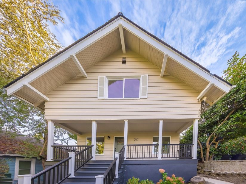 317 NE 58th Street, Seattle WA 98105