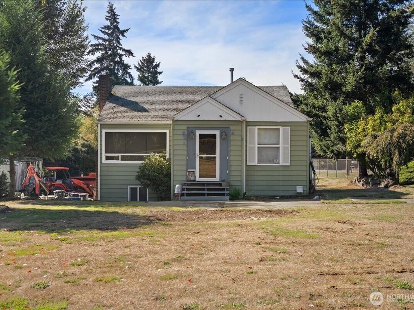 12005 5th Avenue S, Seattle WA 98168