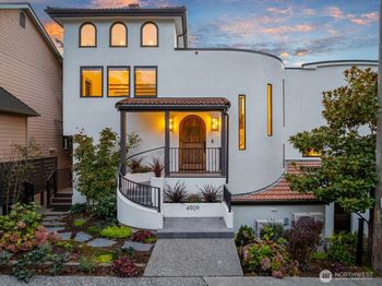 4909 SW Othello Street