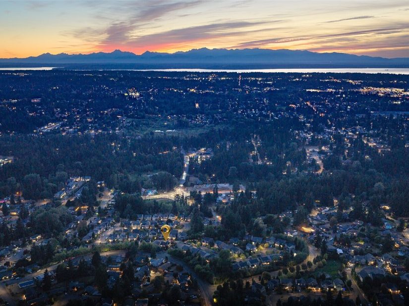 20905 12th Avenue W, Lynnwood WA 98036