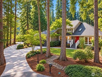 13605 NE 48th Place