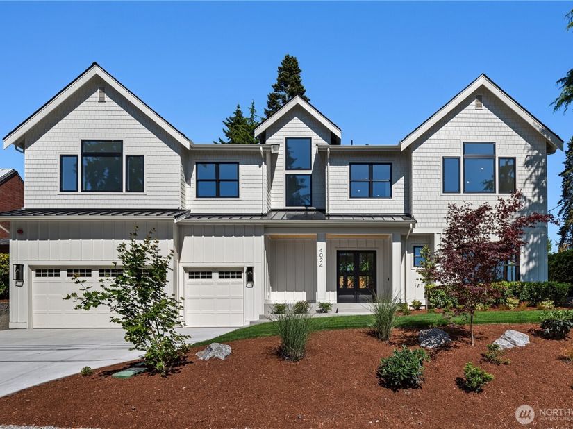 4024 85th Avenue SE, Mercer Island WA 98040