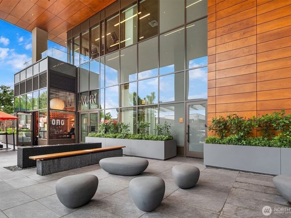 10232 NE 10th Street 708, Bellevue WA 98004