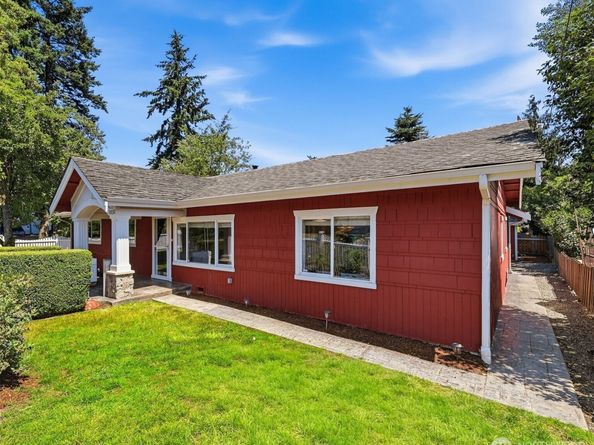 10032 30th Avenue SW, Seattle WA 98146