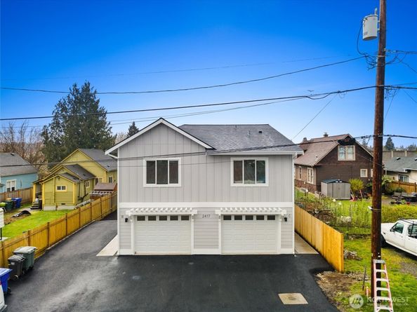 2417 Harrison Avenue C, Everett WA 98201