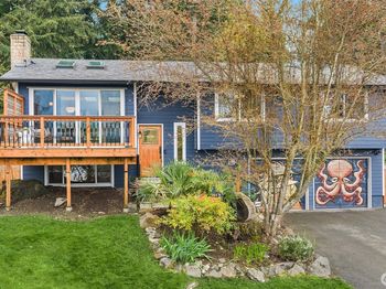 23705 7th Avenue W