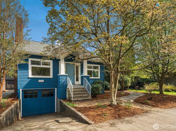 6216 33rd Avenue NE