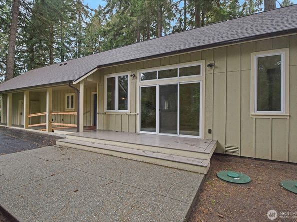 15915 Nesika Bay Road NE, Poulsbo WA 98370