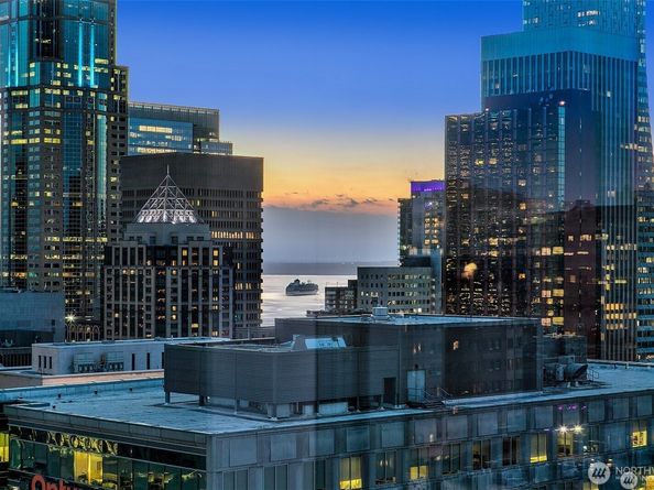 800 Columbia Street 1801, Seattle WA 98104