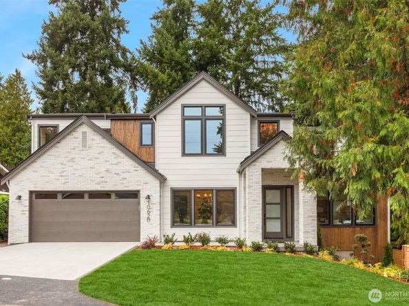 10620 NE 28th Place, Bellevue WA 98004