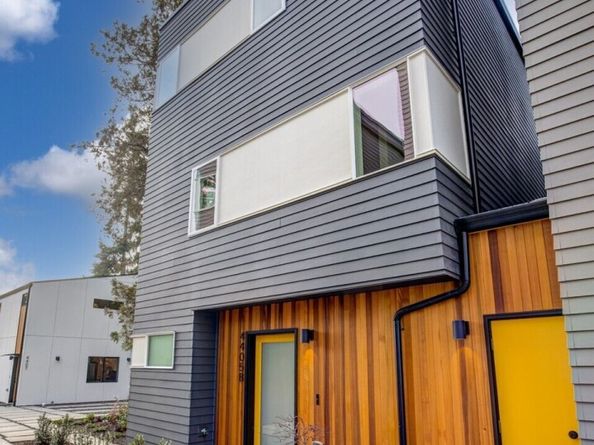4405 B S Holly Street, Seattle WA 98118