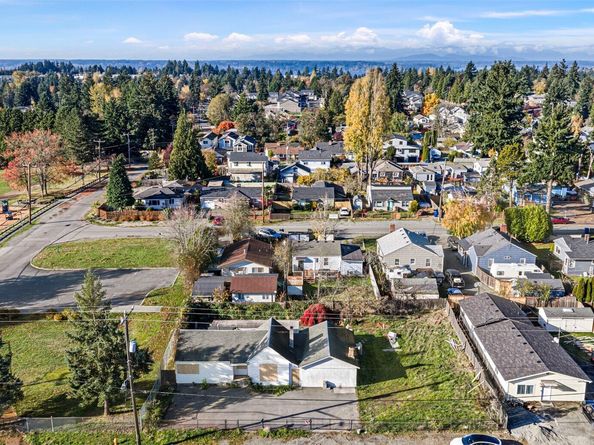 12451 1st Ave S, Seattle WA 98168