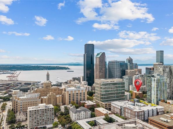 905 Cherry Street 701, Seattle WA 98104
