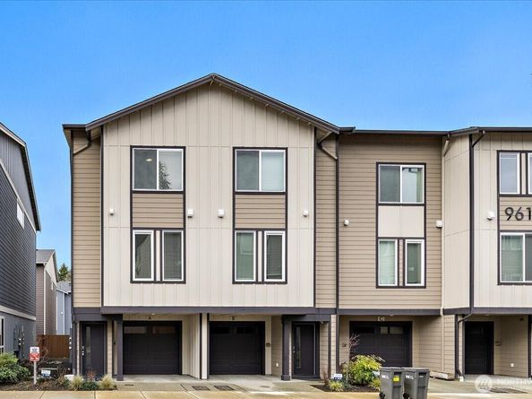 9612 19th Avenue SE A, Everett WA 98208