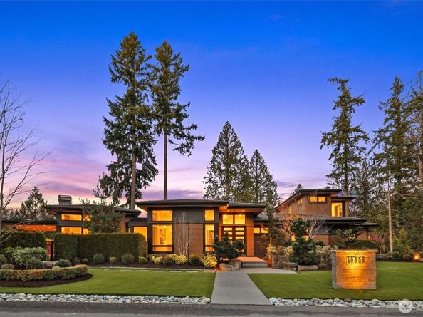 18858 NE 49th Place, Sammamish WA 98074