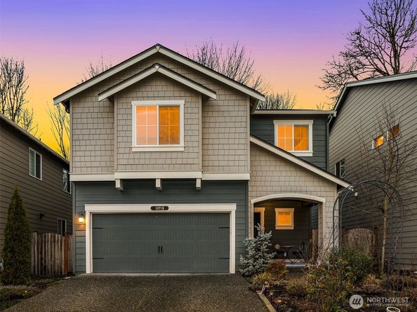 10715 32nd Street NE, Lake Stevens WA 98258