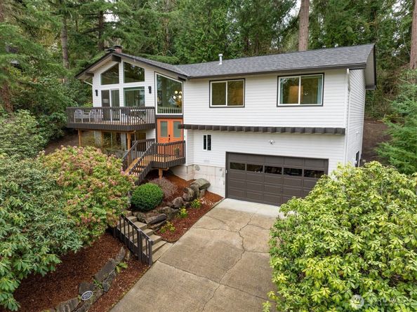 17603 NE 30th Place, Redmond WA 98052