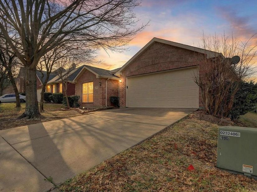 8417  Romanway Drive , Dallas Texas 75249