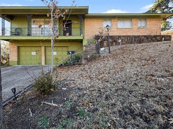 618  Oak Forest Drive 