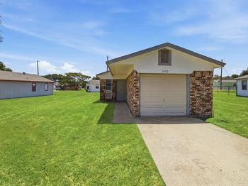 1572  Reef Drive 