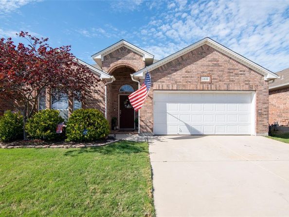3833  Wellsburg Way , Fort Worth Texas 76244