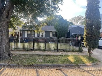 3817  Beechwood Lane 