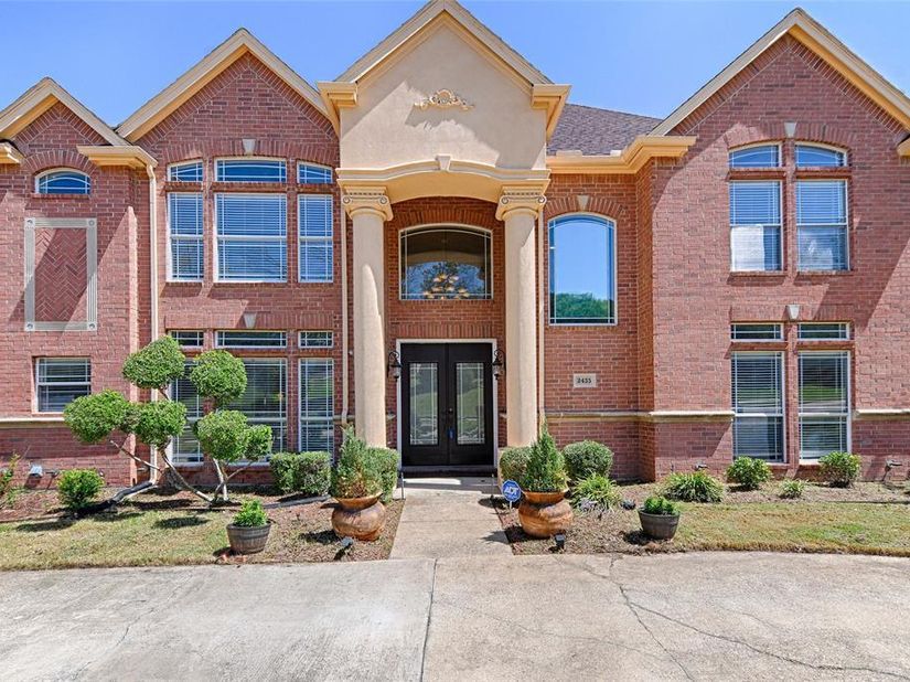 2435  Valley View Drive , Cedar Hill Texas 75104