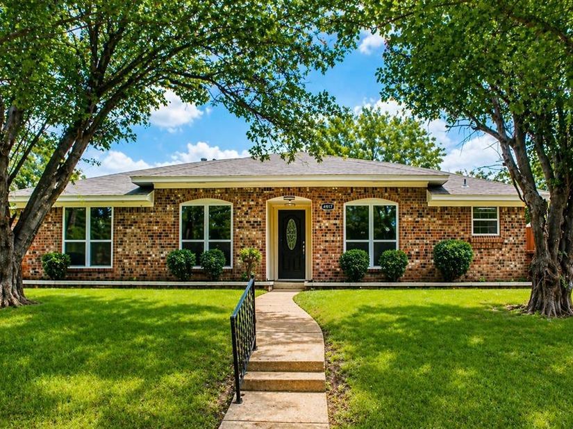4917  Willowhaven Circle , Garland Texas 75043