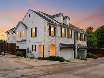 2014  White Grove Drive 